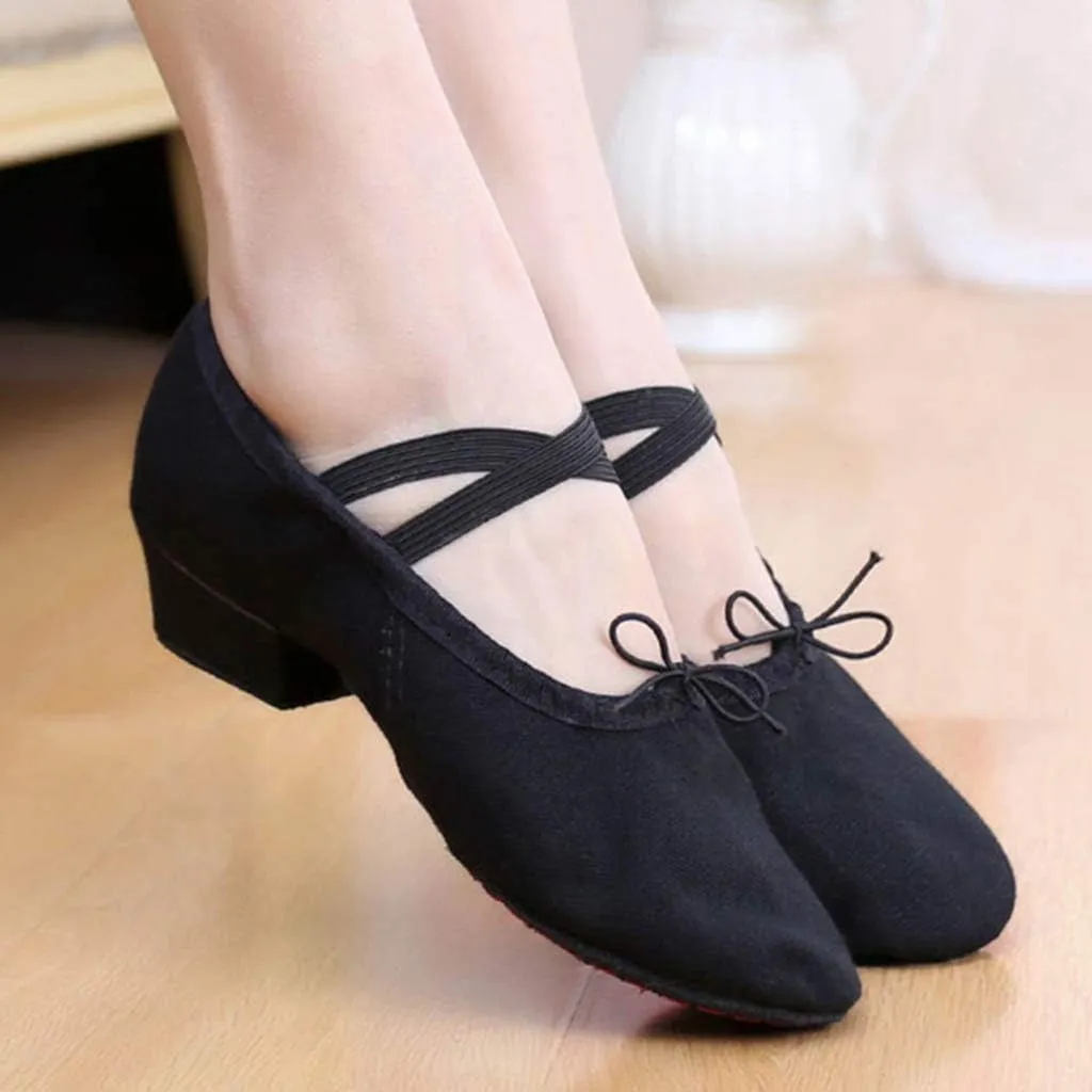 Womens Latin Dance Shoes Close Toe Beginner Ballroom Dance Practice Shoes Low Heel Canvas Tango Teaching Shoes