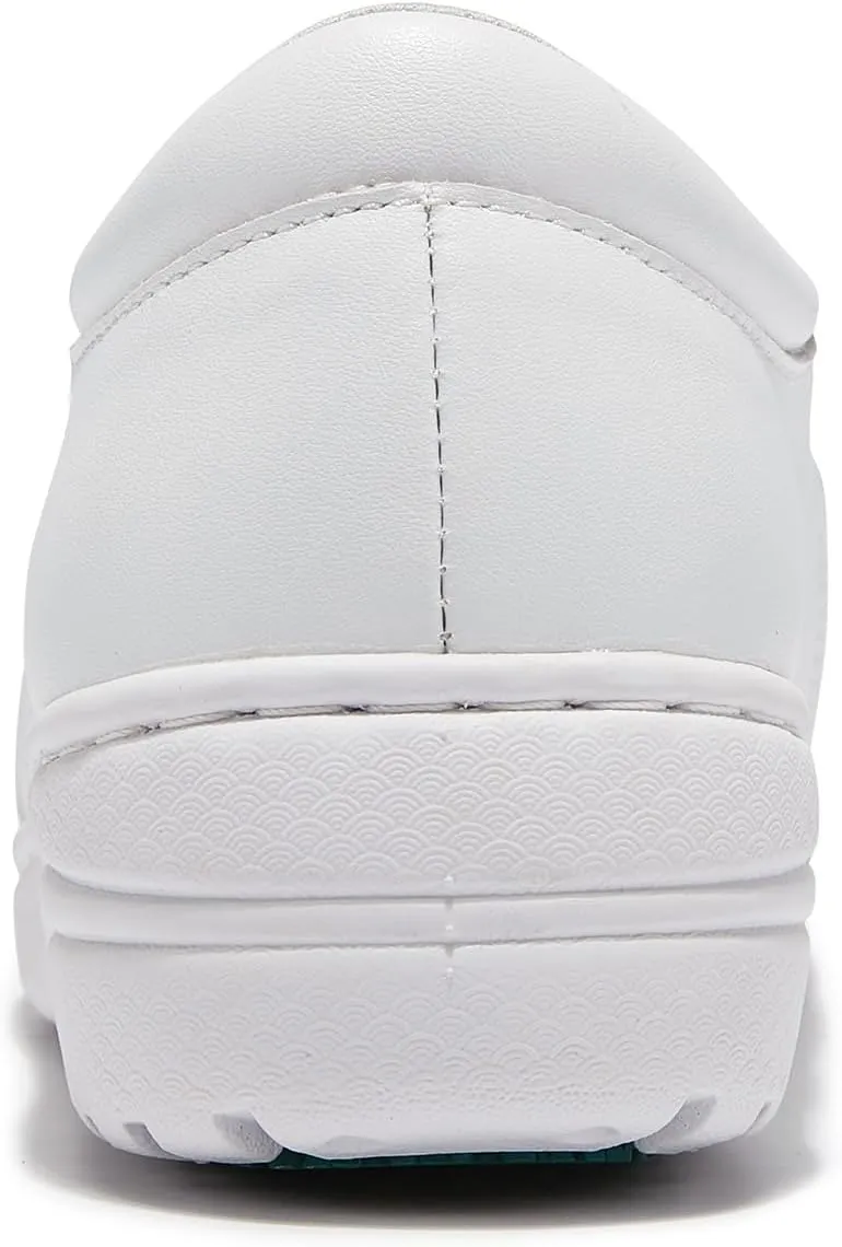 Women's Slip On Extra Wide Width Work Shoes Lightweight Slip Resistant Waterproof Food Service Comfortable Nurse Shoes