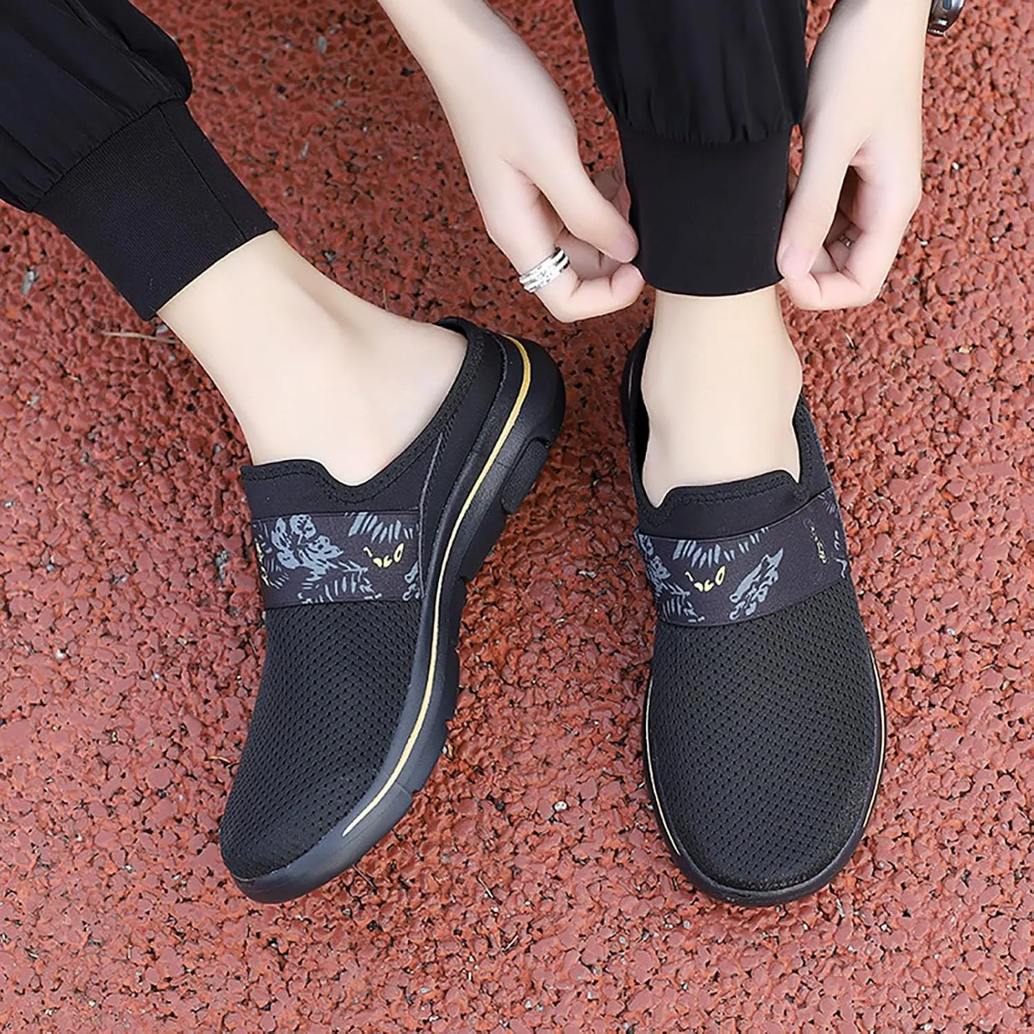 Women's Slip-on Mule Sneakers Lightweight Womens Running Shoes Casual Casual Shoes Trendy Women's Fashion Sneakers Brown Tennis Shoe Casual Loafers